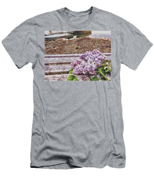 Lilacs - T-Shirt